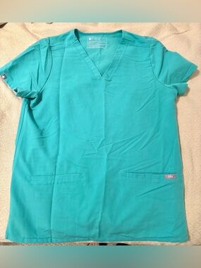 FIGS Casama Surgical Green Scrub Top Size Small